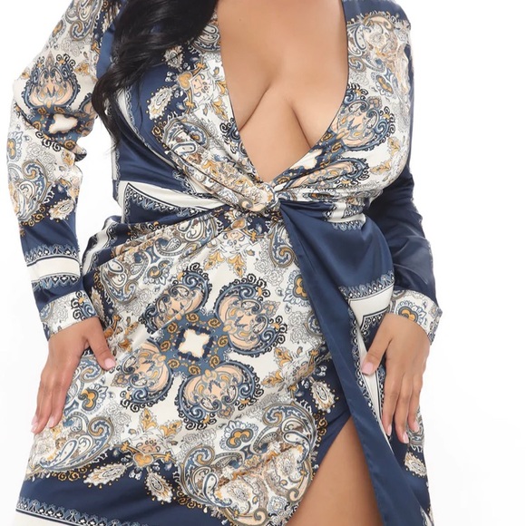 Fashion Nova Dresses & Skirts - Whole lotta class deluxe satin mini dress.